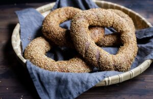 Simit – pão turco com gergelim